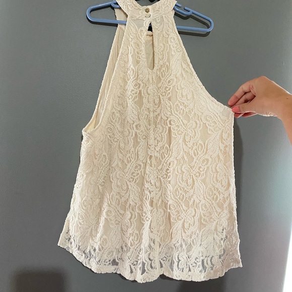 Lace Haltered top - Picture 3 of 6